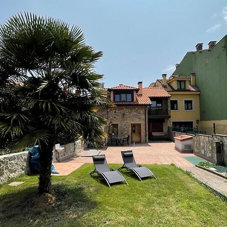 La Santina Y Su Jardin Lejlighed Avilés Eksteriør billede