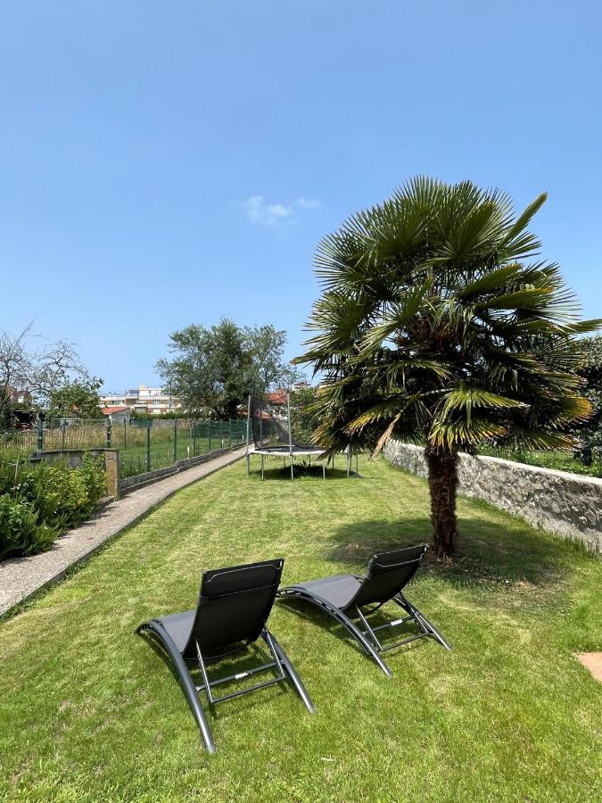 La Santina Y Su Jardin Lejlighed Avilés Eksteriør billede